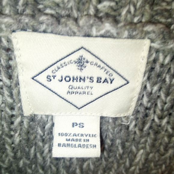 St John's Bay cardigan - Picture 2 of 4